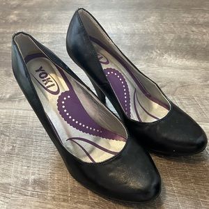 Yoki Black pants size 7